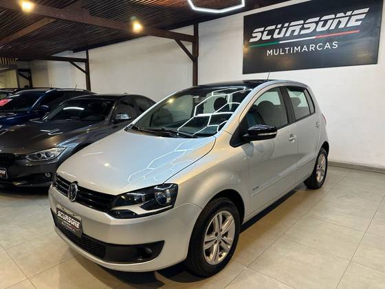 VOLKSWAGEN FOX 1.6 MI 8V FLEX 4P MANUAL VOLKSWAGEN FOX 1.6 MI 8V FLEX 4P MANUAL